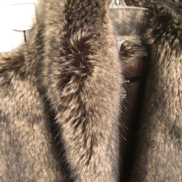Cejon Faux fur vest - Picture 3 of 8